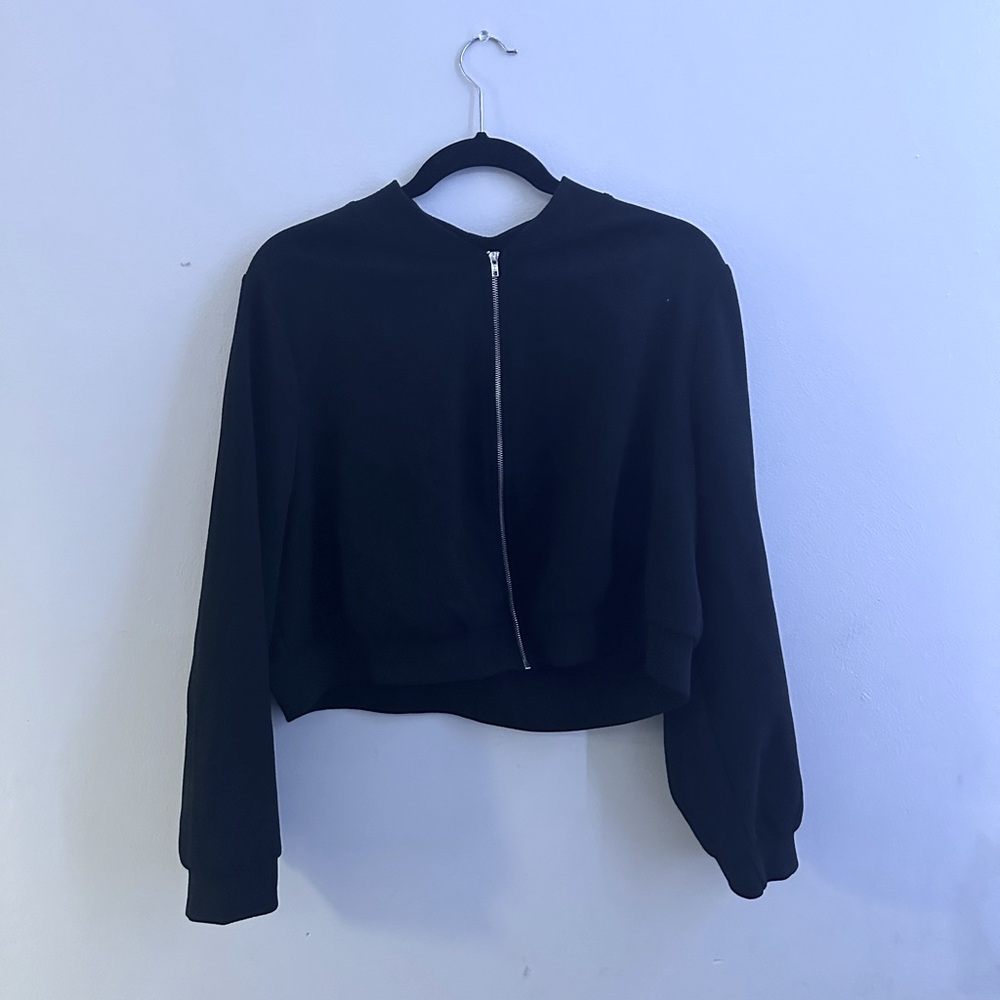 Black Cropped Zip-Up Hoodie